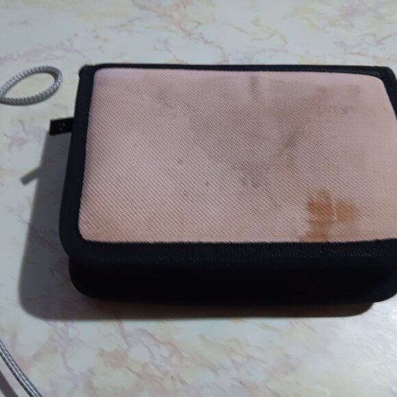 Nintendo DS Pink OEM Zippered Carrying Case Holds 6 Games & Console - Picture 3 of 5